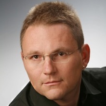 Prof. Dr. Helmut  Reiser
